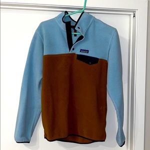 Patagonia sweatshirt